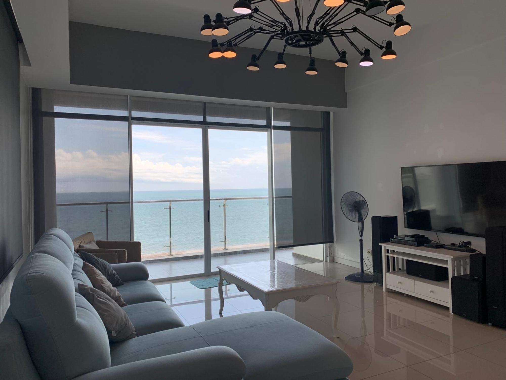 Bay Resort Condominium, 7, Beach-Front Sea View, 6-8 Pax Miri Exterior photo